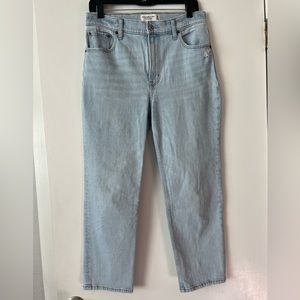 Ultra High Rise Ankle Straight, light wash, 29/8 short